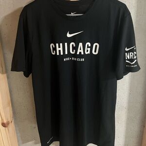 Nike NRC Chicago Dri-Fit SS T-Shirt Men’s Large